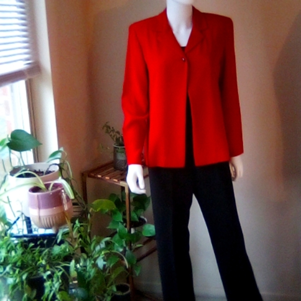 Pantsuit by dressbarn, size 6P, red blazer and black pants.